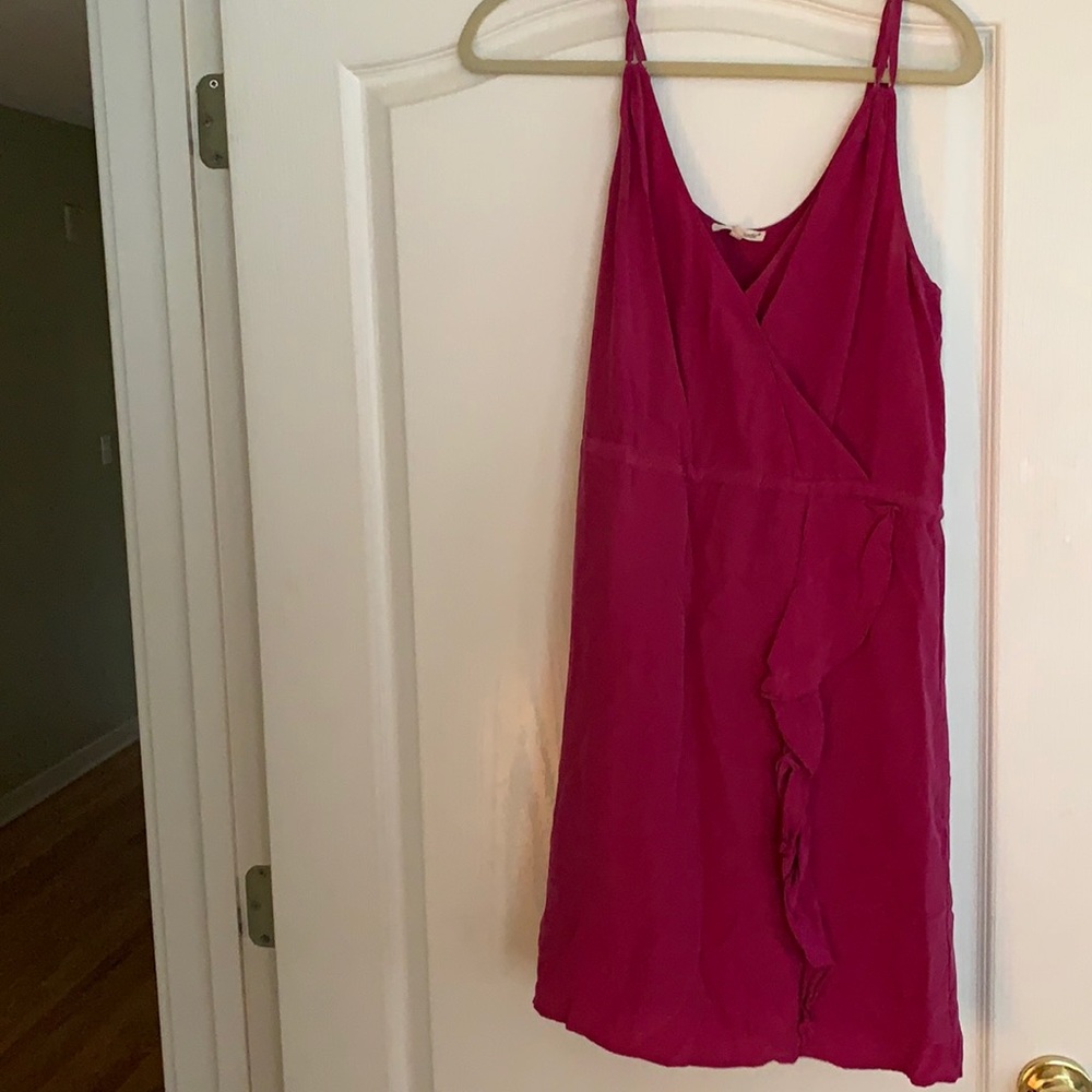 Pink sleeveless dress, front ruffle